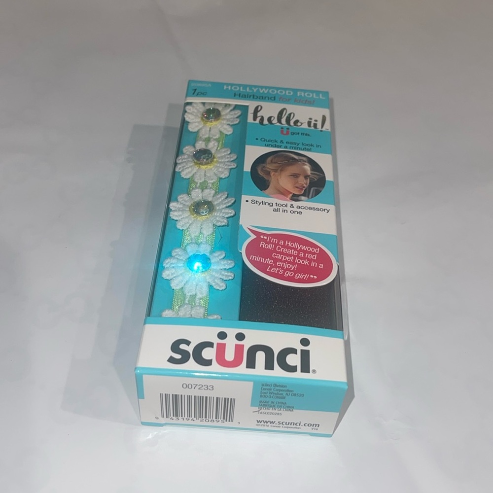NWT NIB SCUNCI HAIRBAND HOLLYWOOD ROLL